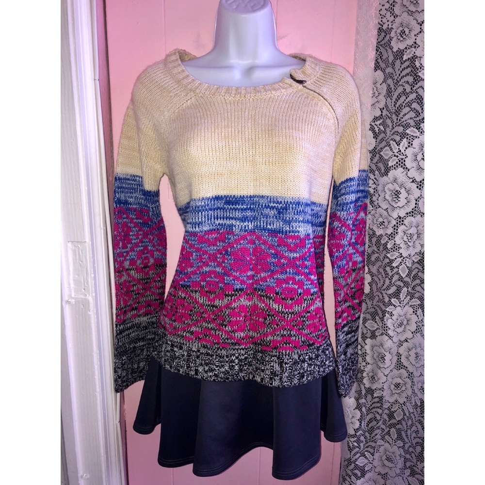 Colorful zippered knit sweater small NWOT